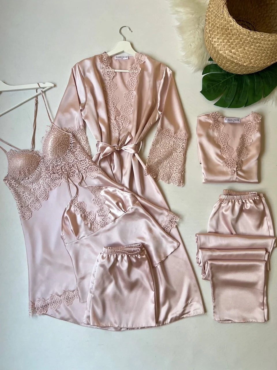 LONG SLIT SILK NIGHTY SET 5 PCS 😍😍