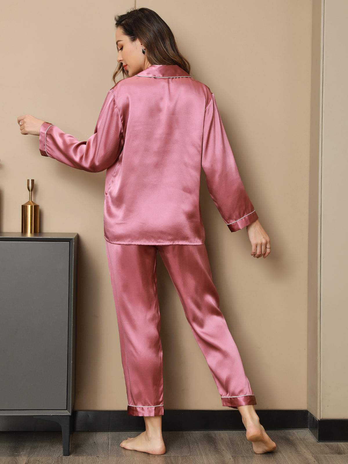 Imported Classic Pure Silk Suit Set (Buy 1 Get 1 Comfy Bra Free)😍